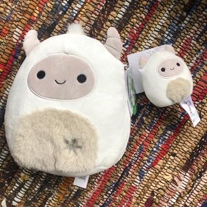 8” + clip Amleth Squishmallows